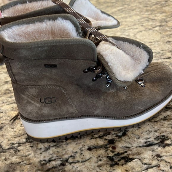 UGG Chestnut Birch Waterproof Lace-up Winter Bootie Sz 6 - Picture 6 of 13